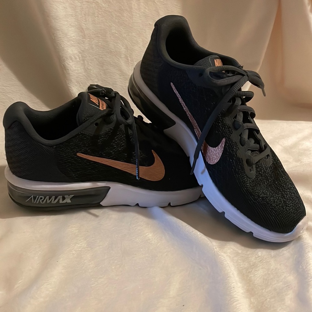 Nike Air Max Sequent 2